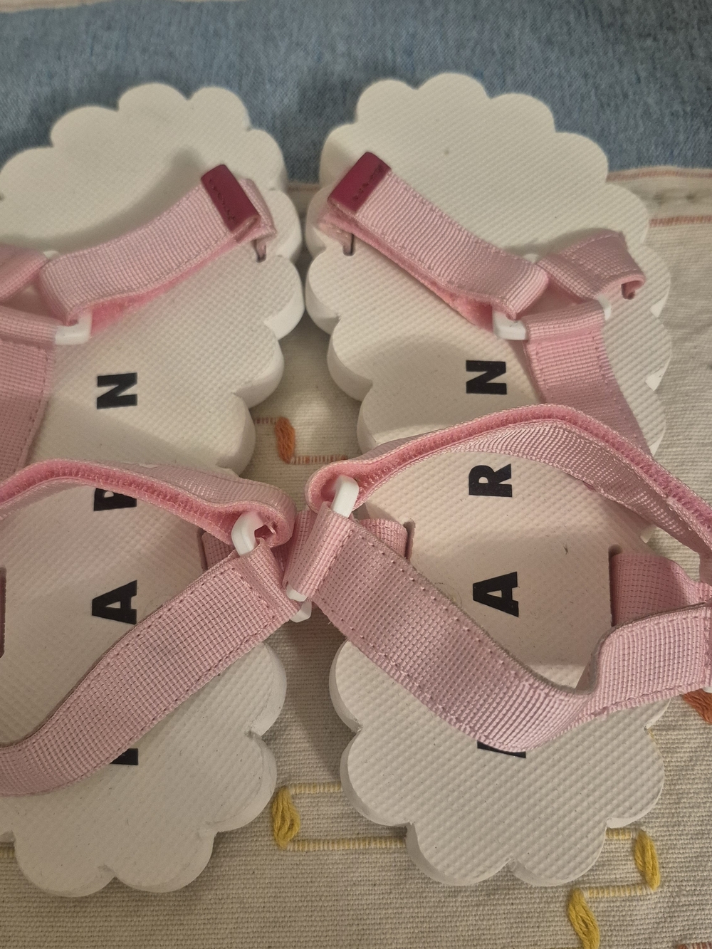 Marni Pink Flower-Edge Kids Sandals